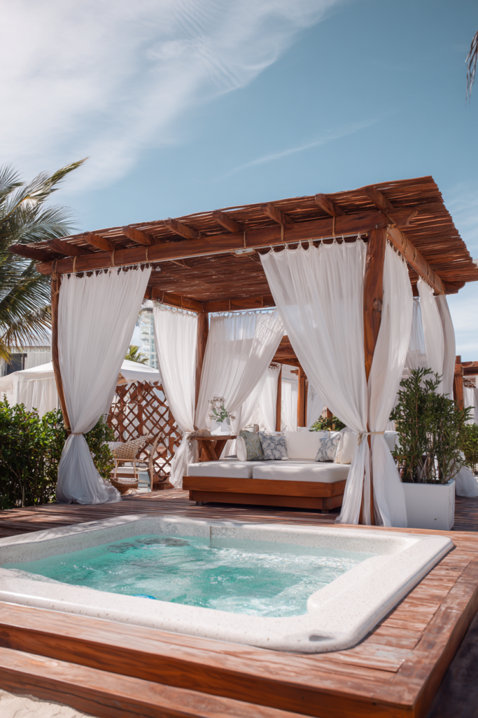 hot tub privacy ideas